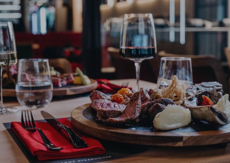 стекхаус la ferme